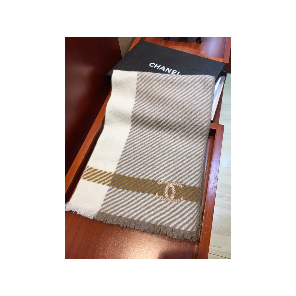 Chanel Cashmere Stole C2677